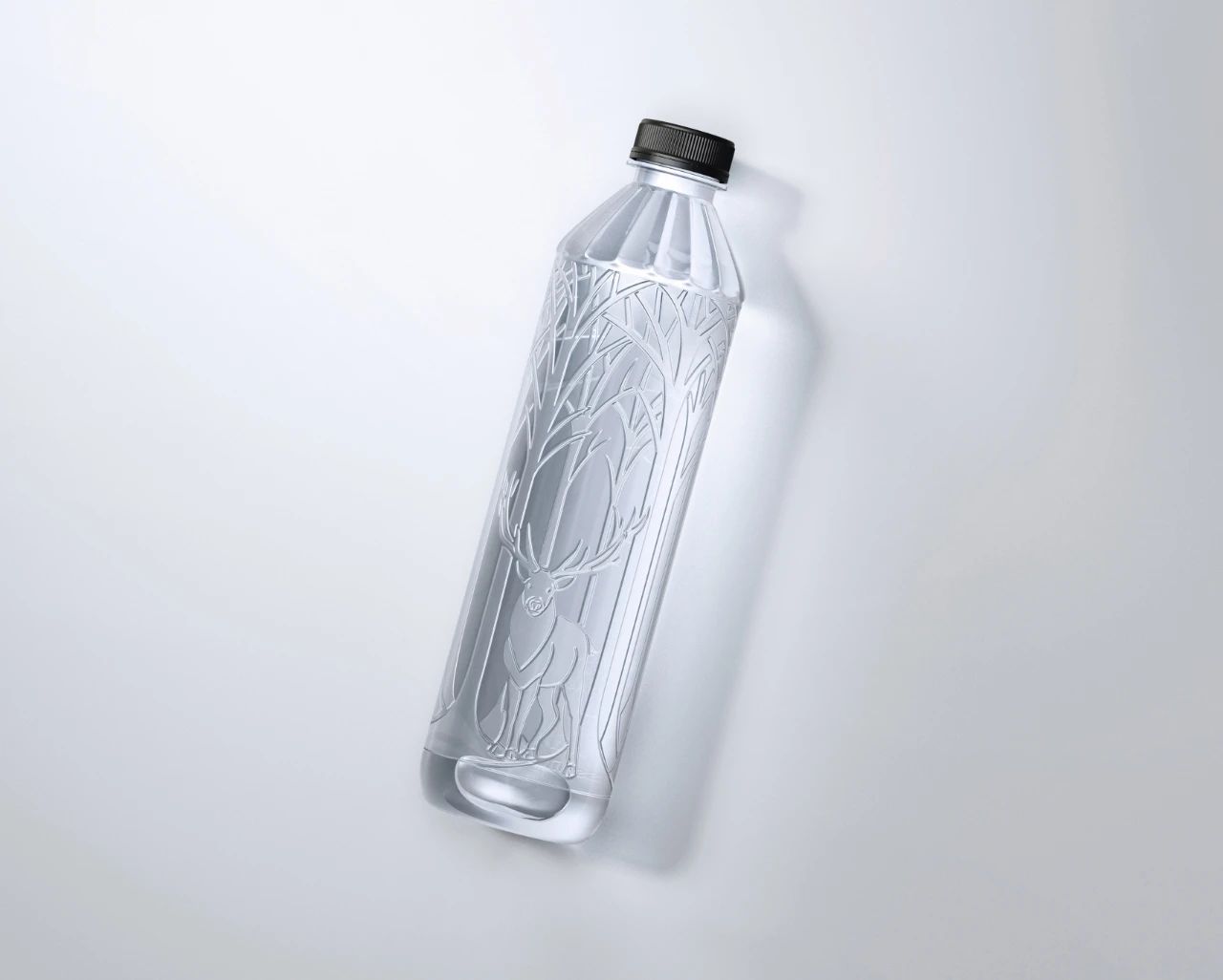 泰国C2环保型饮用水包装设计效果